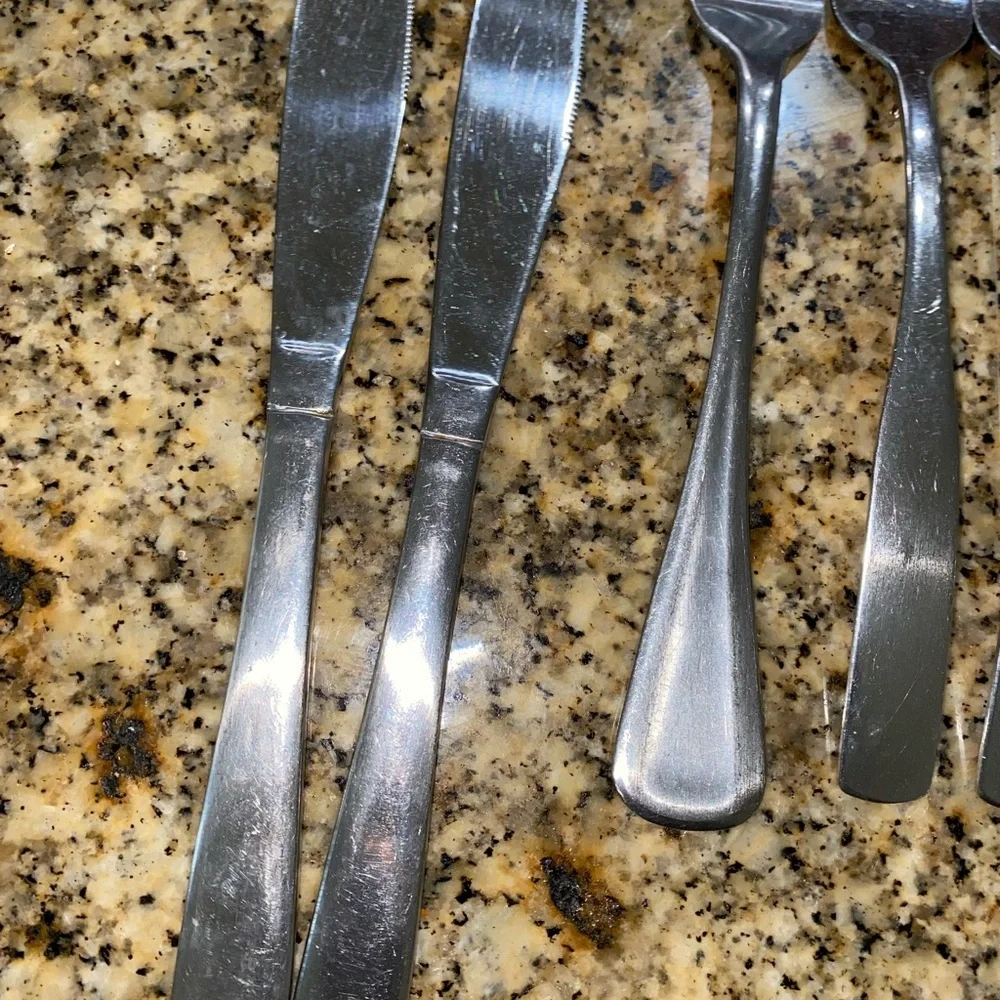 Cambridge/Stainless China 29 Piece Flatware Set 5 Knives 12 Spoons 12 Forks